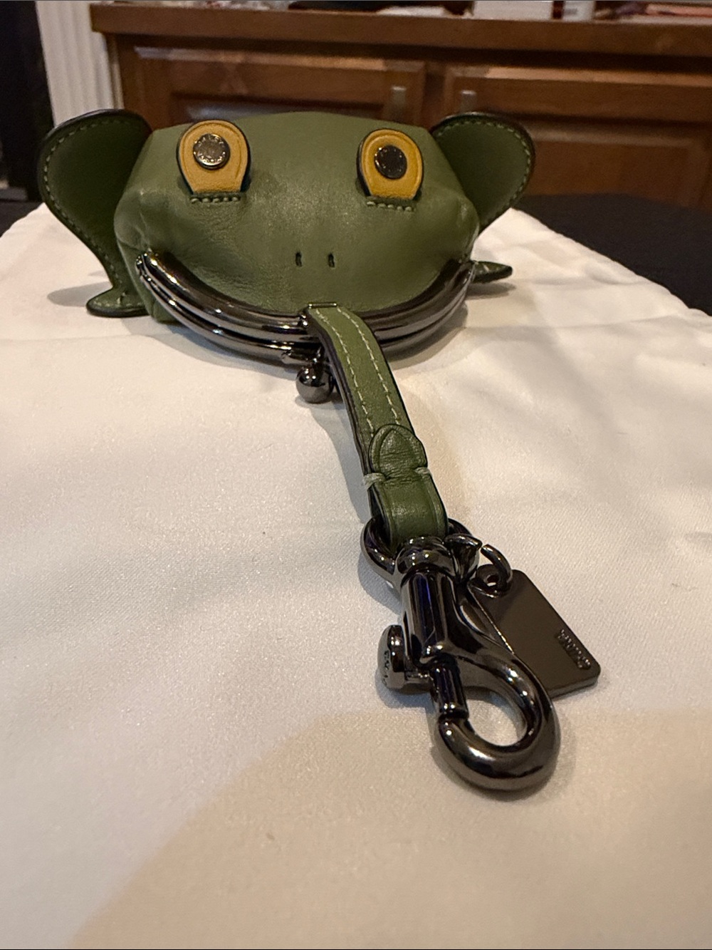 Coach Green leather Froggy Coin Case - Picture 6 of 12